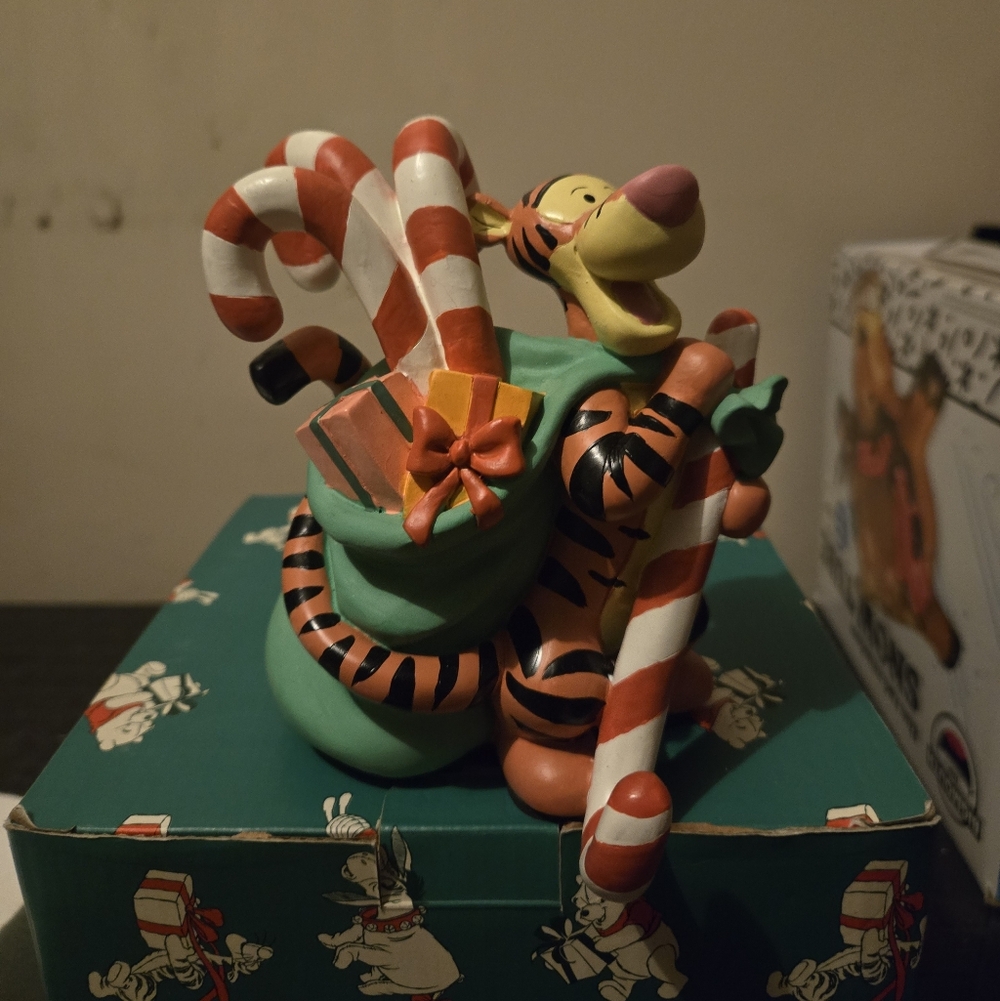 Vintage Tigger Stocking Holder